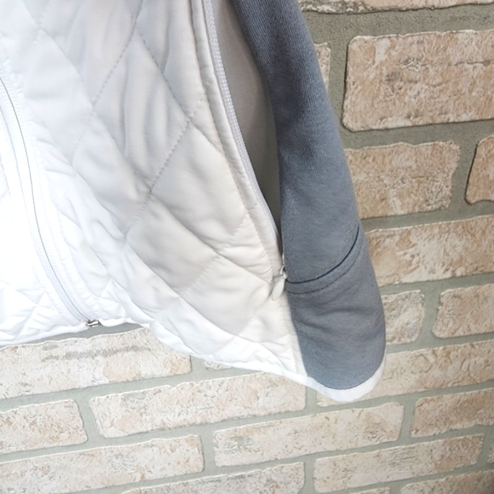 ATHLETA Upside Quilted Vest Size XS - Picture 6 of 9